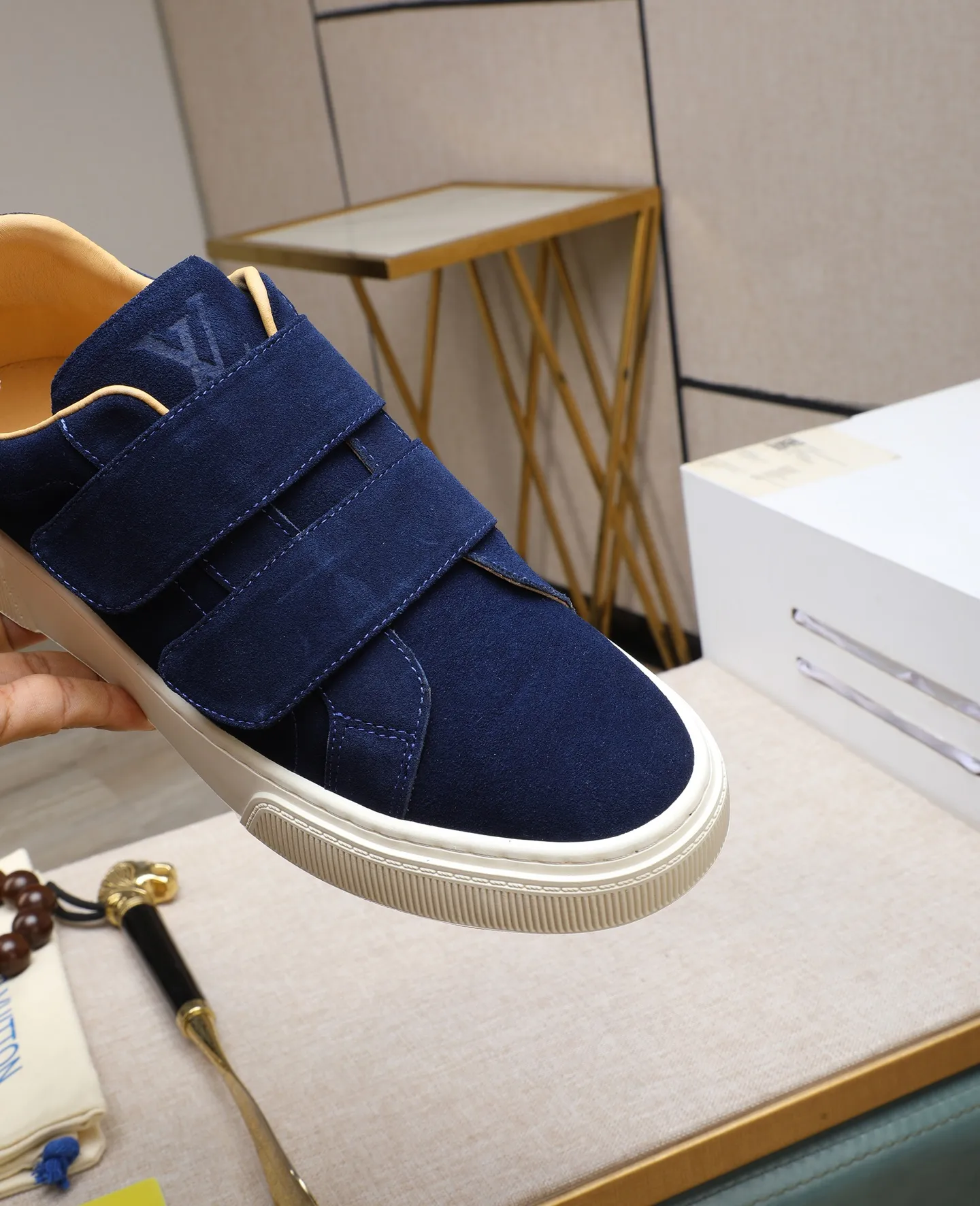 Men's shoes 💰460 [LV～] Men's casual shoes 2025z cabinet sales simultaneously 🔶Size: 38-44 #️⃣ 🔷3 colors🔜The upper is made of multi-material splicing➕cow leather lining, comfortable and breathable, sole: original comfortable and wear-resistant outsole, ⚠️real thing📱photographed🎬real thing is better📢📢📢